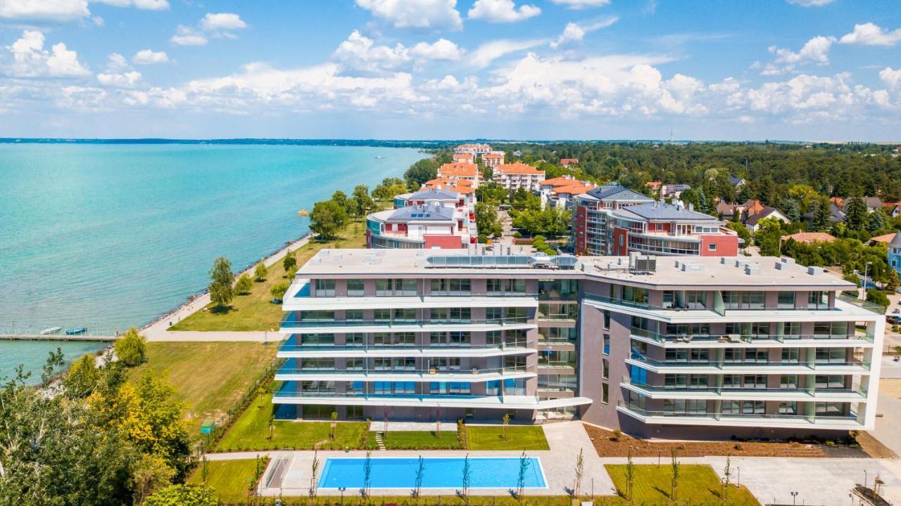 Myflat Coral Premium Suite Siófok Eksteriør billede