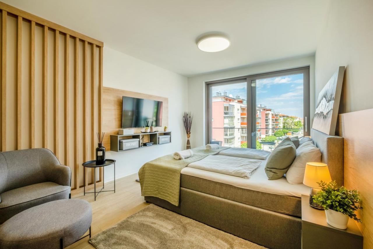 Myflat Coral Premium Suite Siófok Eksteriør billede